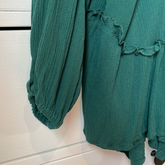 Top - Picture 3 of 3